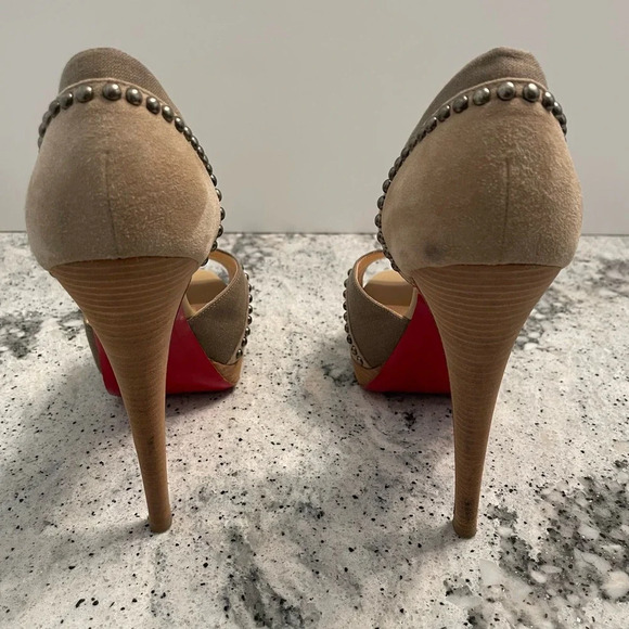 Christian Louboutin Beige Peep-Toe Heels with Red Soles - Picture 6 of 13